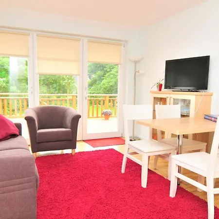 Schloms Hof Lägenhet