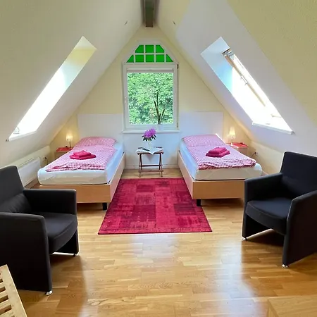 Schloms Hof Apartamento Waffensen