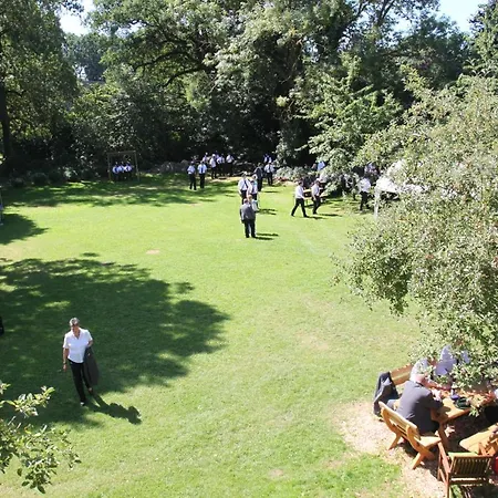 Schloms Hof Apartamento Waffensen