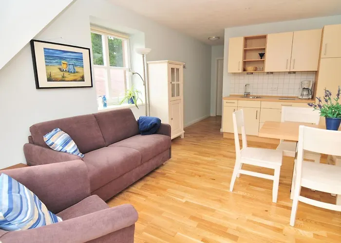 Schloms Hof Apartmán *