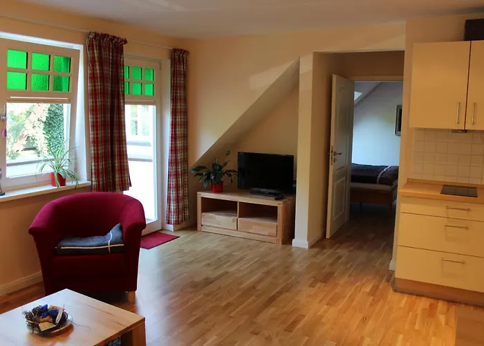 Schloms Hof Waffensen