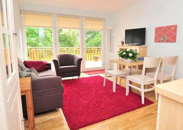 Schloms Hof Apartmán *