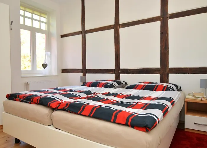 Schloms Hof Waffensen